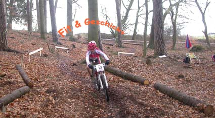 Domenik fühlt sich auf der Straße, im Wald zu Hause